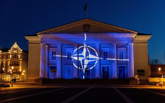 NATO viršūnių susitikimas Lietuvoje: kodėl tai svarbu ir ko tikimasi?